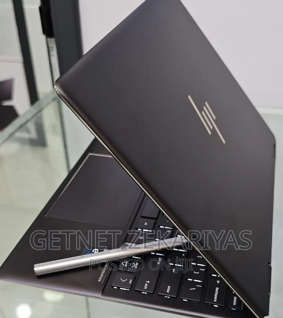 New Laptop HP Spectre 16GB Intel Core I7 SSD 1T