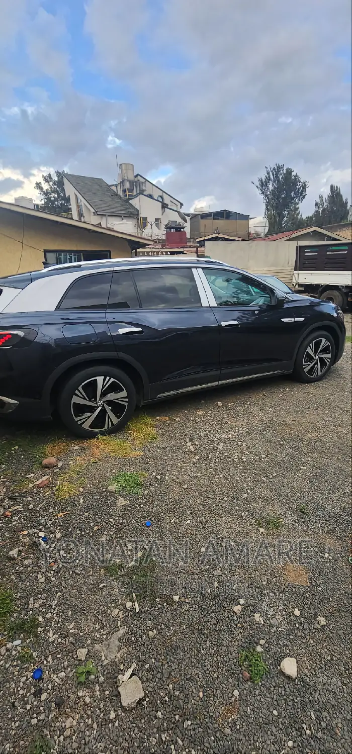 New Volkswagen ID.6 2023 Blue