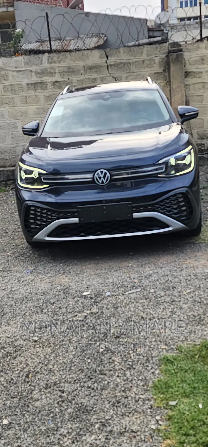 New Volkswagen ID.6 2023 Blue