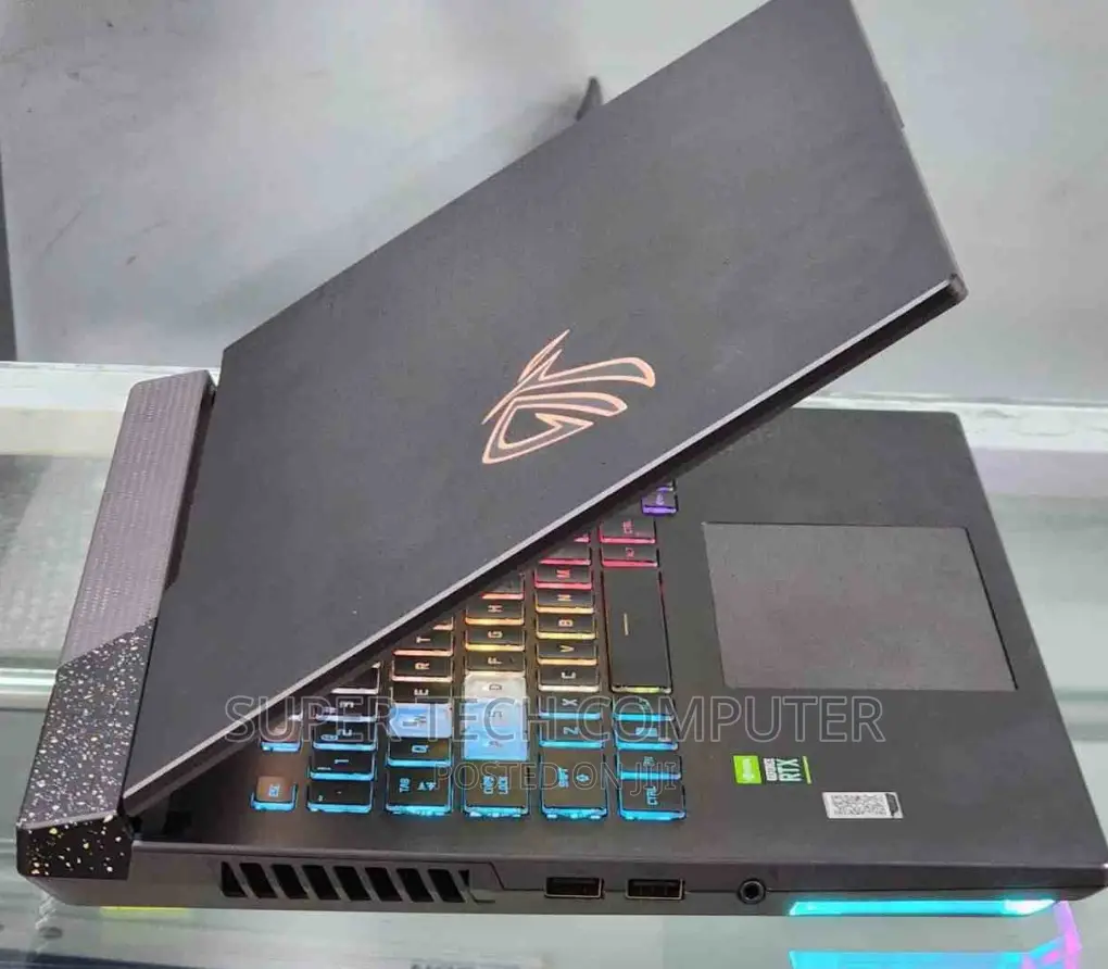 New Laptop Asus ROG Strix G15 16GB AMD Ryzen 7 SSD 1T