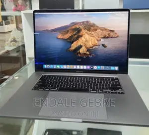 New Laptop Apple MacBook 2019 32GB Intel Core I7 SSD 512GB