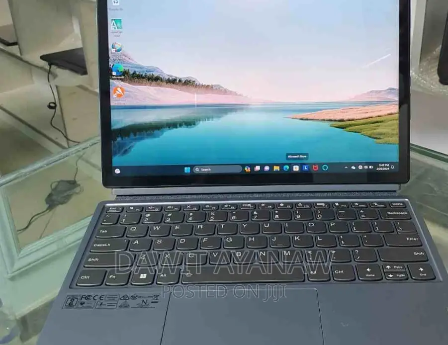 New Laptop Lenovo 8GB Intel Core I3 SSD 128GB