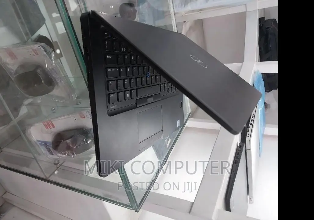 New Laptop Dell Latitude 5480 8GB Intel Core i5 SSD 256GB