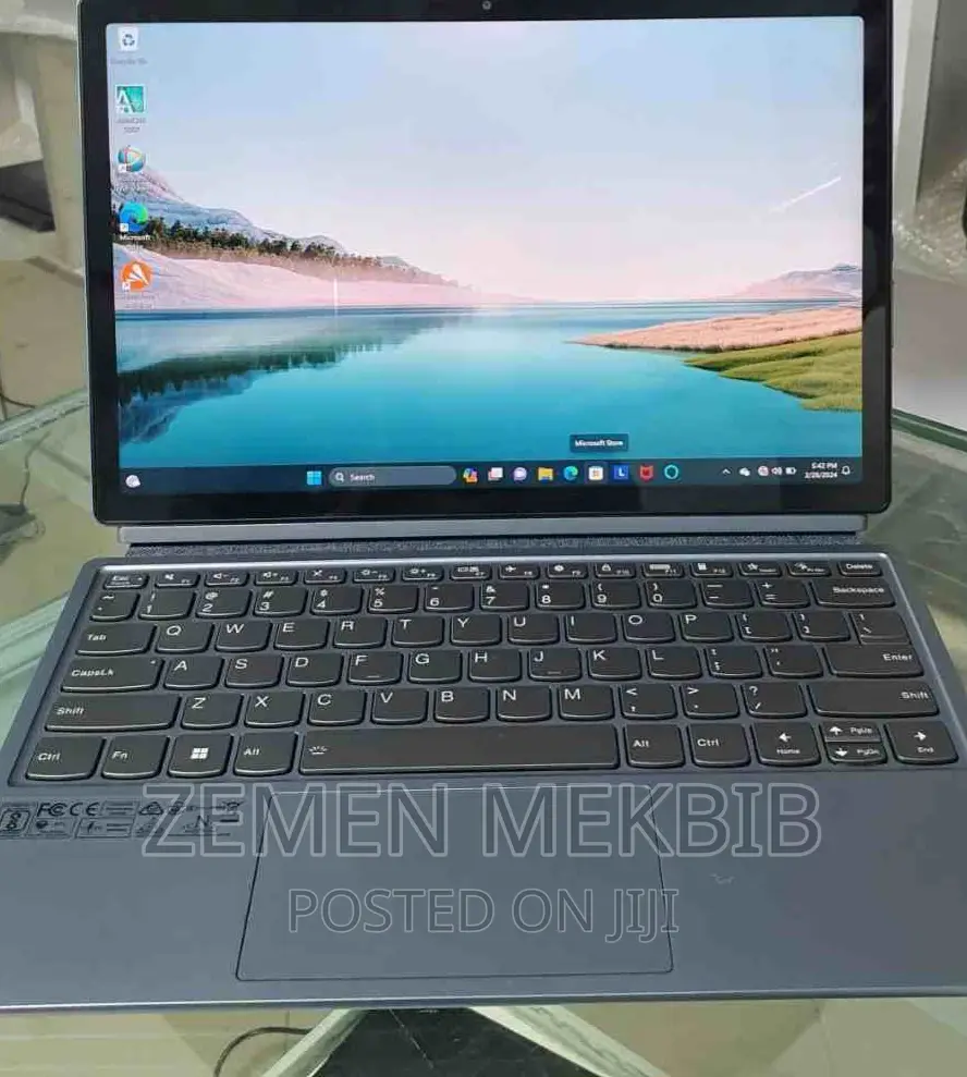 New Laptop Lenovo 8GB Intel Core I3 SSD 128GB