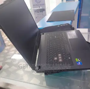 New Laptop Lenovo Legion Y720 16GB Intel Core I7 SSD 1T