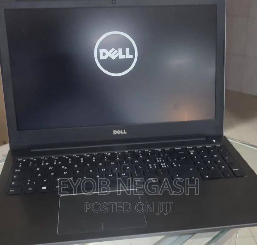 New Laptop Dell Vostro DVCI315 8GB Intel Core I5 SSD 256GB
