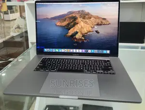 New Laptop Apple MacBook Pro 2019 32GB Intel Core I9 SSD 512GB