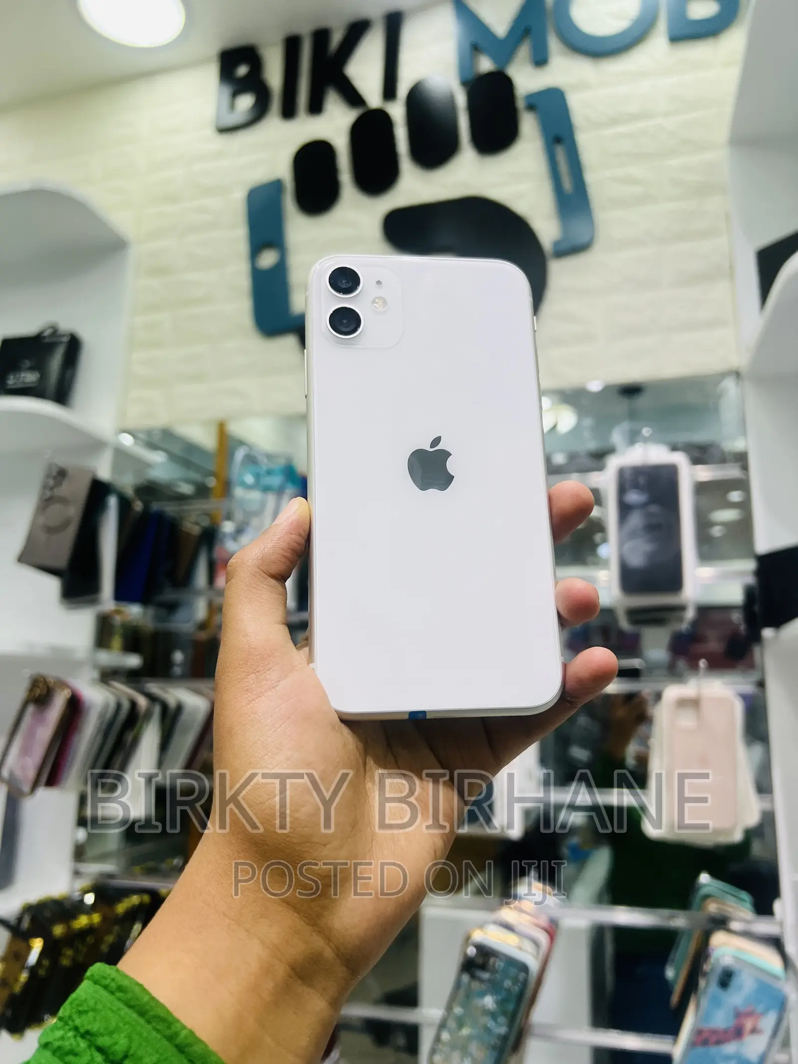 New Apple iPhone 11 128 GB White