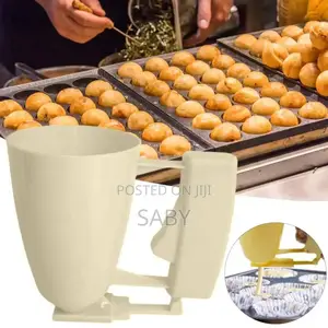 Pancake Dough Dispenser And Cutter