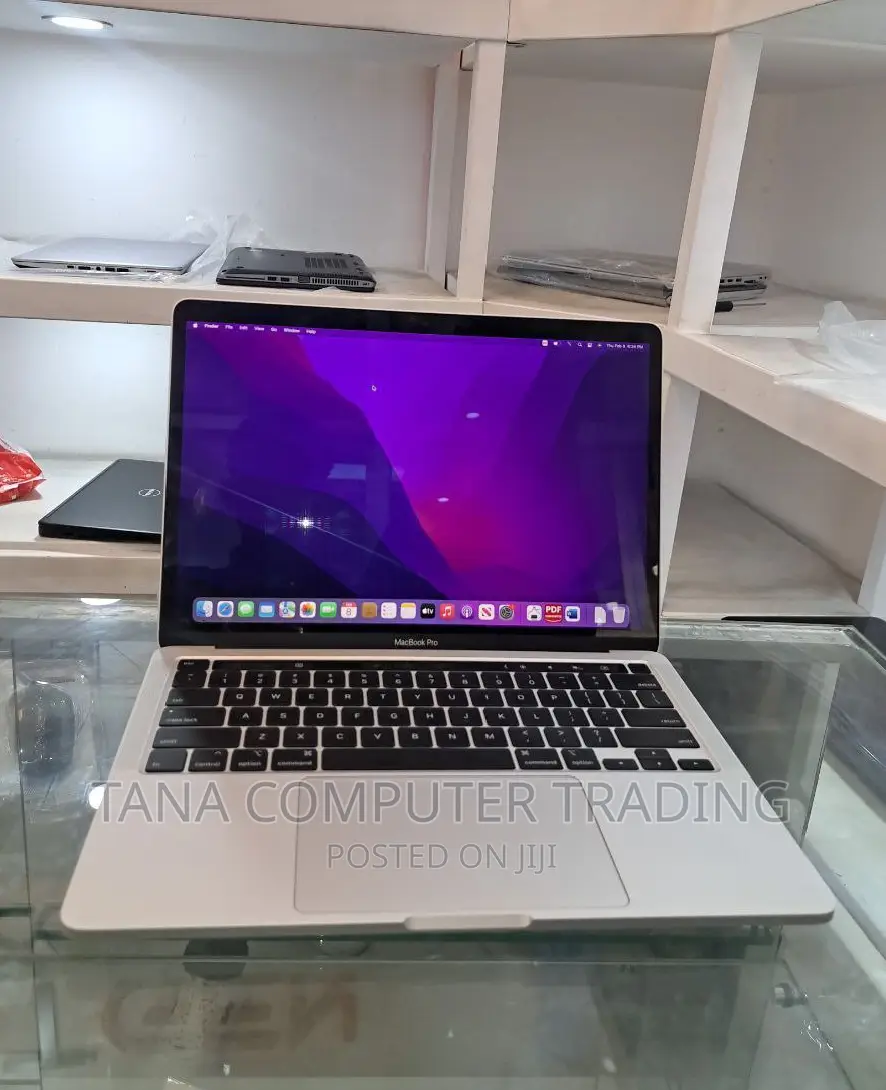 New Laptop Apple MacBook Pro 2019 8GB Intel Core I5 SSD 256GB