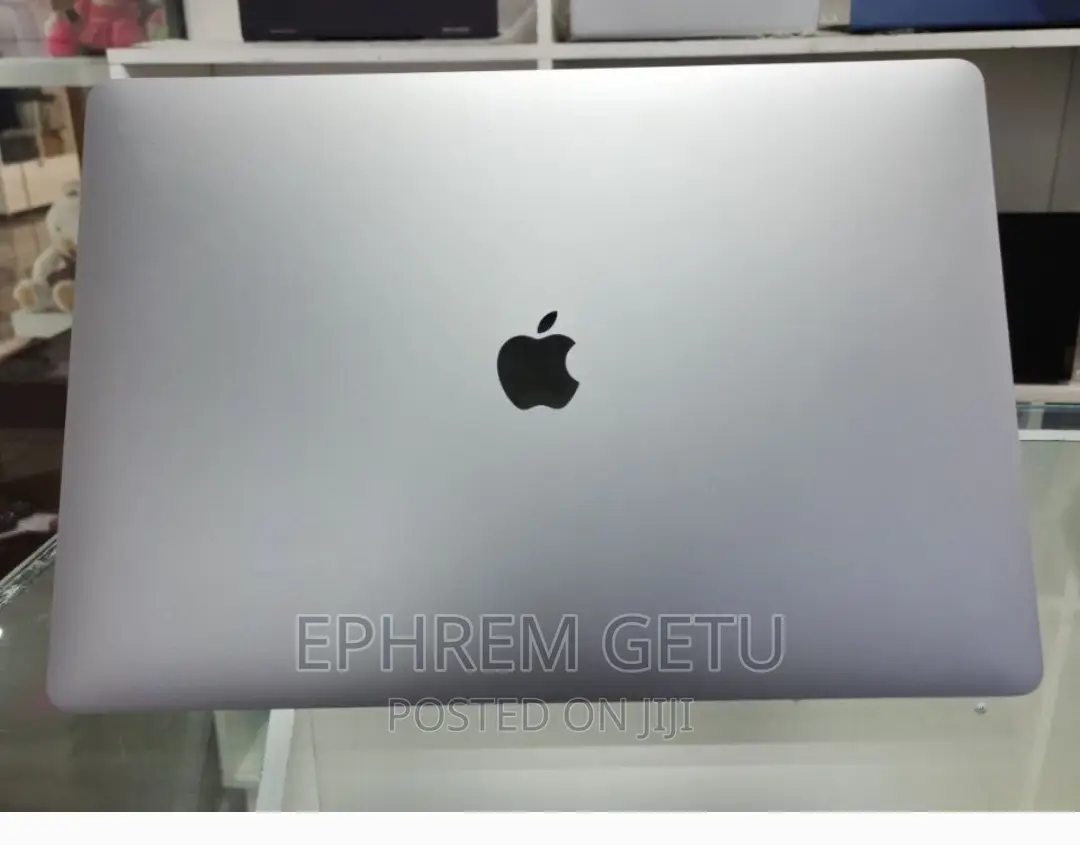 New Laptop Apple MacBook Pro 2019 32GB Intel Core I7 SSD 512GB