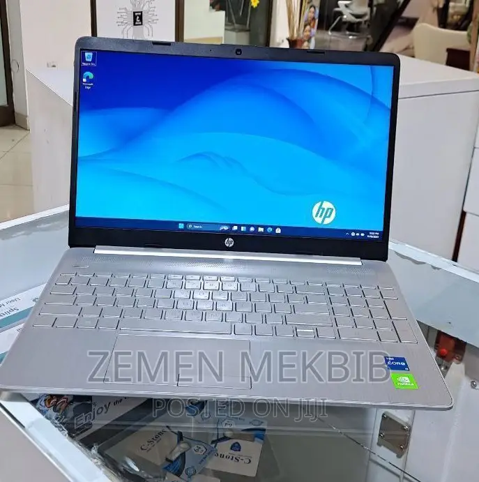 New Laptop HP Stream Notebook 8GB Intel Core I5 SSD 512GB