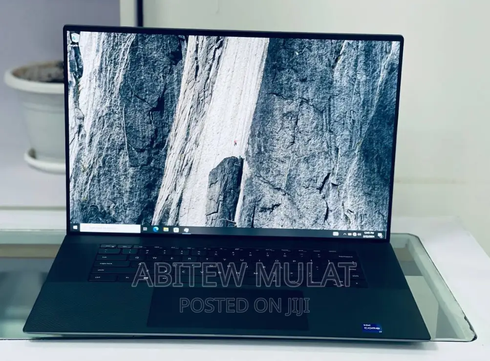 New Laptop Dell Precision 5570 32GB Intel Core I7 SSD 1T