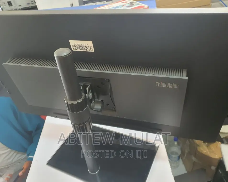 Lenovo Framless Monitor 27 Inch Display Display