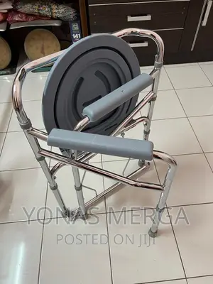 Commode Chair_armrest Removable Plastic for Easy Clean