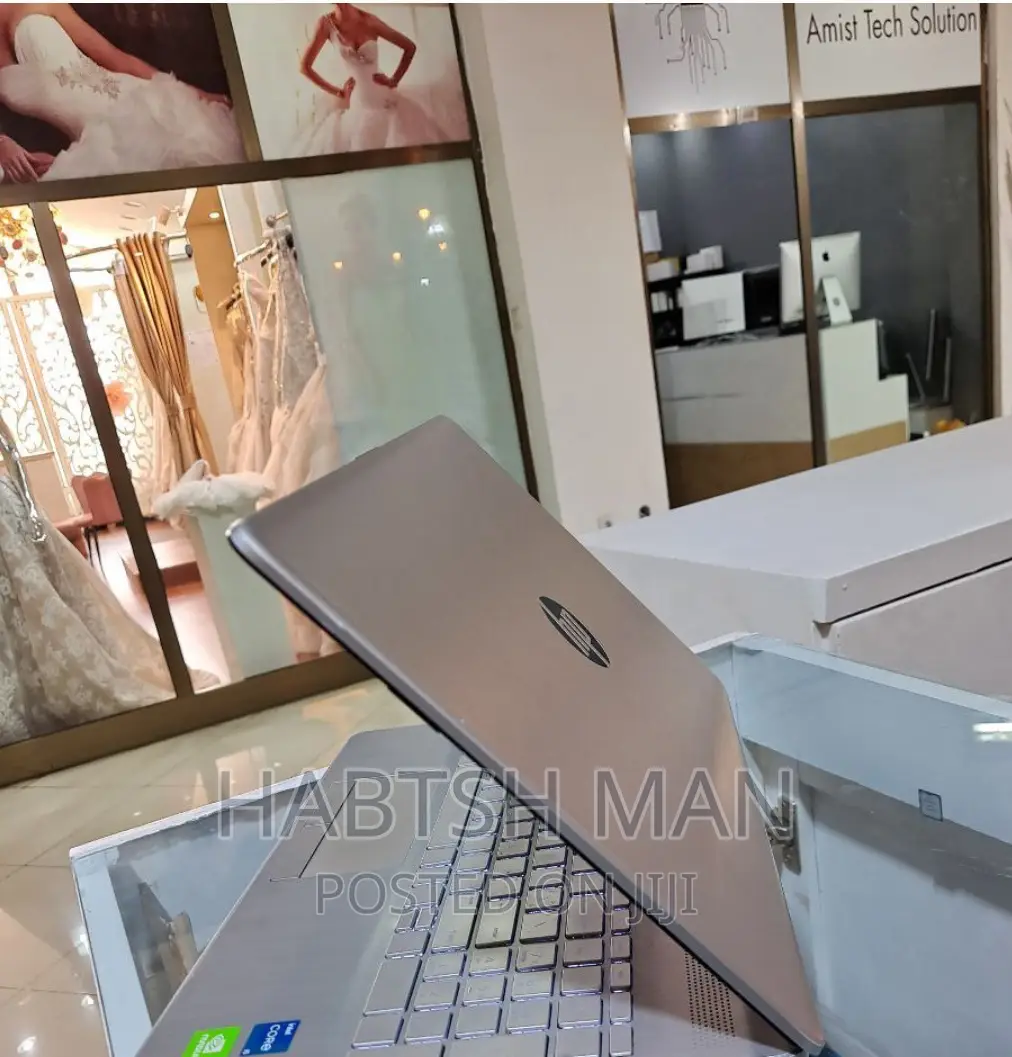 New Laptop HP Stream Notebook 8GB Intel Core i5 SSD 512GB