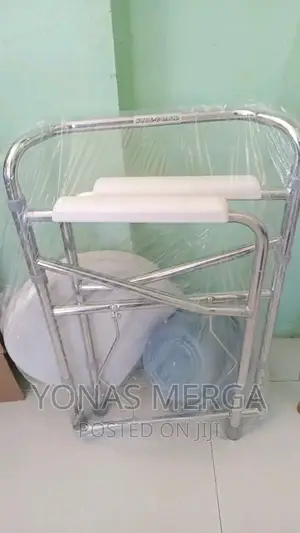 Showerbuddy Commode Chair/Home Toileting Aids Commodes