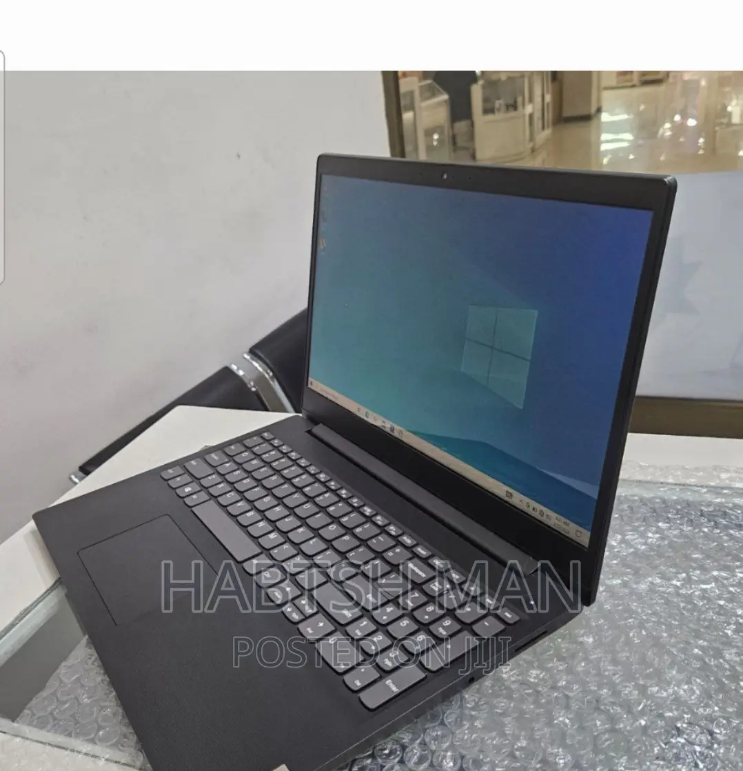 New Laptop Lenovo Ideapad 3 4GB AMD Ryzen 3 SSD 128GB