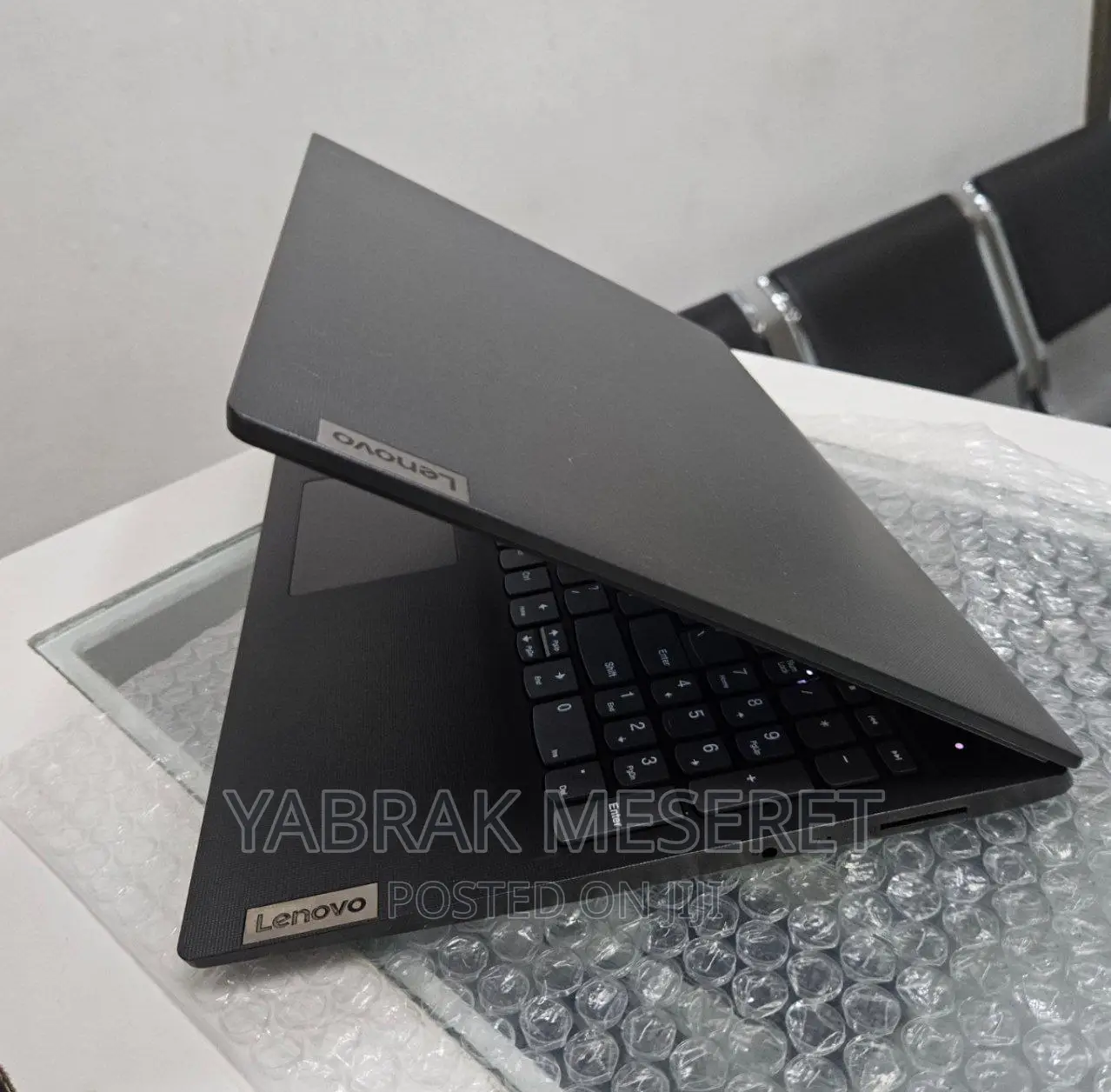 New Laptop Lenovo Ideapad 3 4GB AMD Ryzen 3 SSD 128GB