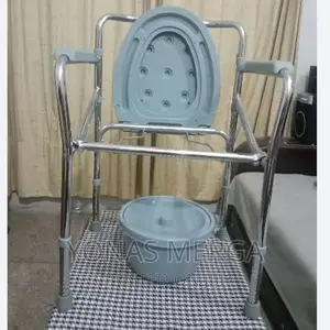 Photo - Removable Bucket
Toilet Seat_ Lid
Lightweight
Easy to Clean