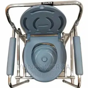 Removable Bucket
Toilet Seat_ Lid
Lightweight
Easy to Clean