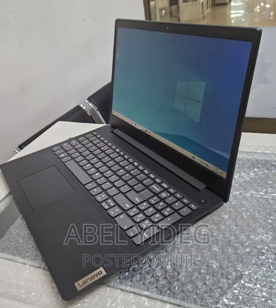 New Laptop Lenovo Ideapad 3 4GB AMD Ryzen 3 SSD 128GB