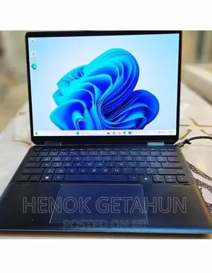 Photo - New Laptop HP Spectre 16GB Intel Core i7 SSD 1T