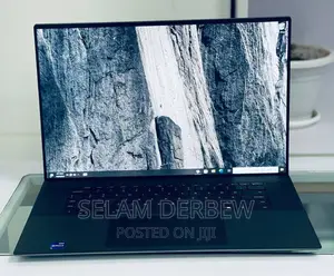 New Laptop Dell Precision 5540 32GB Intel Core I7 SSD 1T