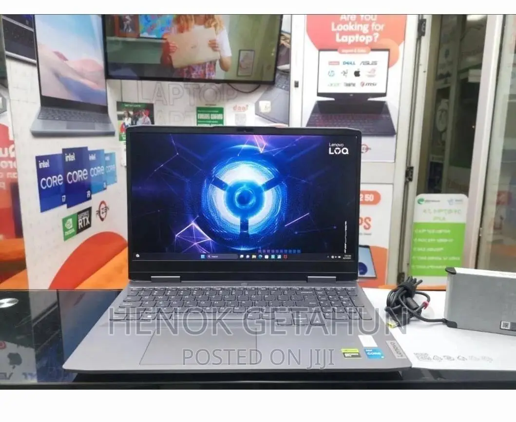 New Laptop Lenovo 100e 8GB Intel Core i5 SSD 512GB