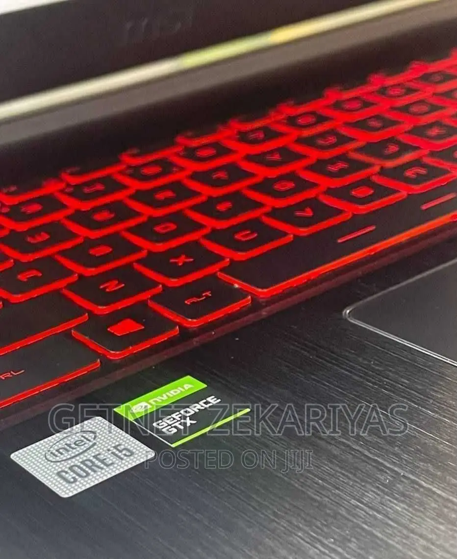 New Laptop MSI GF63 8GB Intel Core I5 SSD 512GB