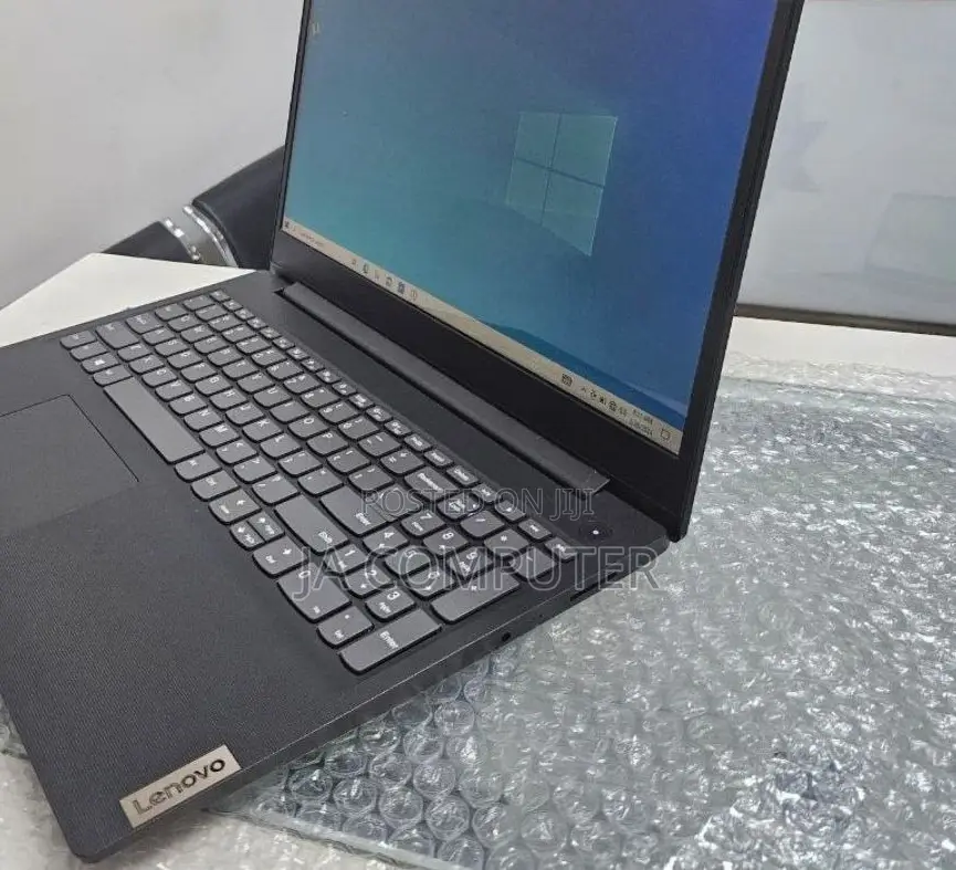 Laptop Lenovo Ideapad 3 4GB AMD Ryzen 3 SSD 128GB