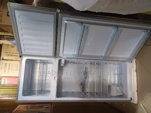 Vegas Refrigerator 300 Liter