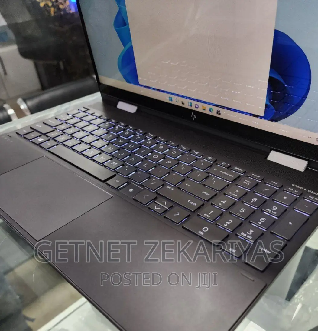 New Laptop HP Envy X360 16GB AMD Ryzen 7 SSD 512GB