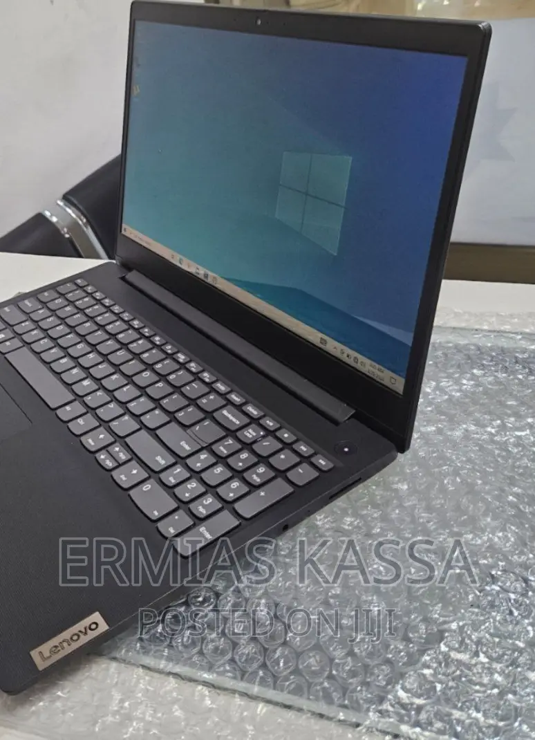 New Laptop Lenovo IdeaPad 100 4GB AMD Ryzen 3 SSD 128GB