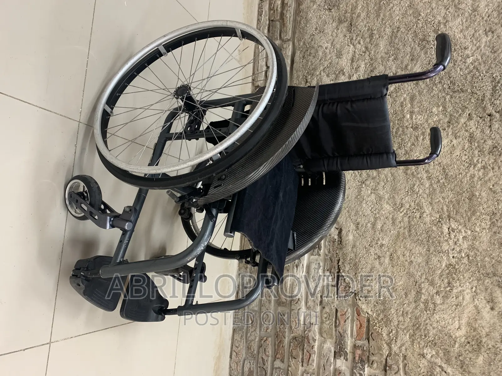 Small-Used-Wheelchair-Wheelchair=Wheelchair-Wheelchair=Wheel