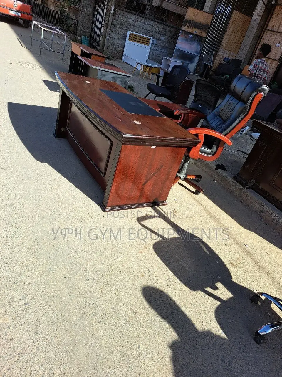 Managerial Office Table With Chair