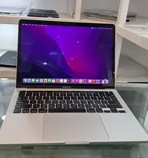 New Laptop Apple MacBook Pro 2019 8GB SSD 256GB