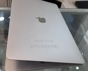 New Laptop Apple MacBook Pro 2019 8GB SSD 256GB
