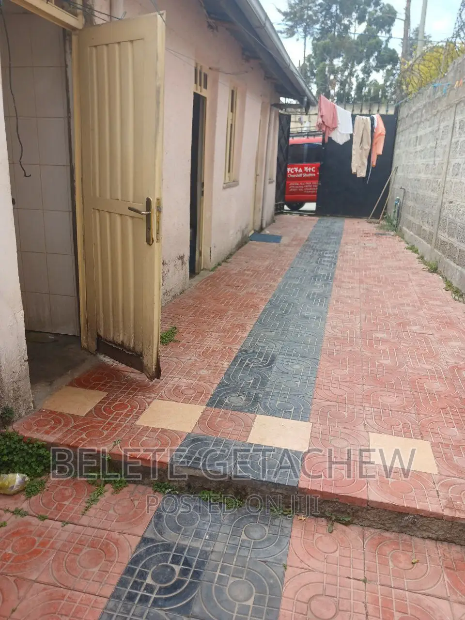 1bdrm House in ሲ ኤም ሲ መኖሪያ ቤት ሽያጭ, Bole for sale