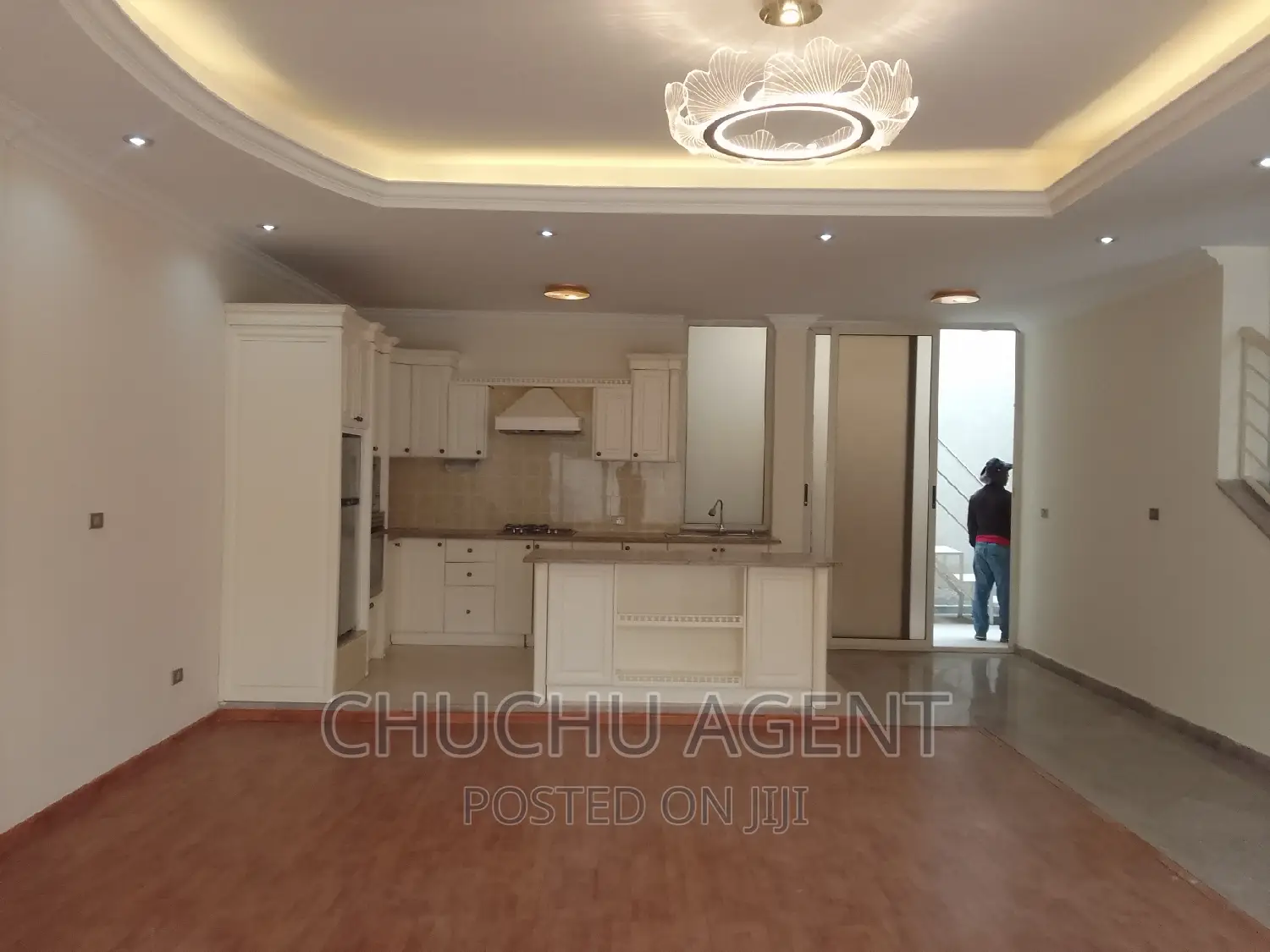 6bdrm Townhouse/Terrace in Bole for sale