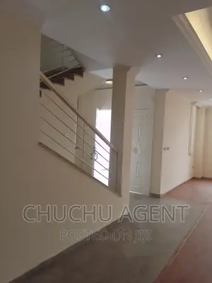 6bdrm Townhouse/Terrace in Bole for sale