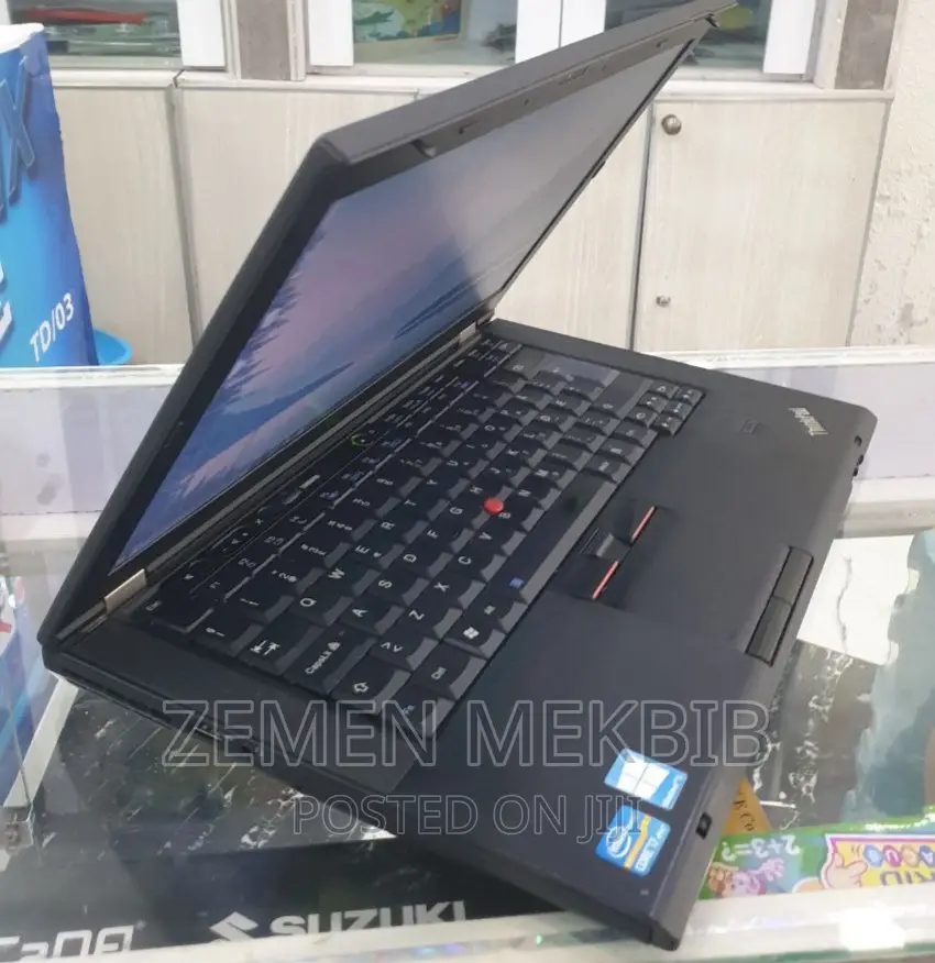 New Laptop Lenovo ThinkPad 13 4GB Intel Core I7 SSD 256GB