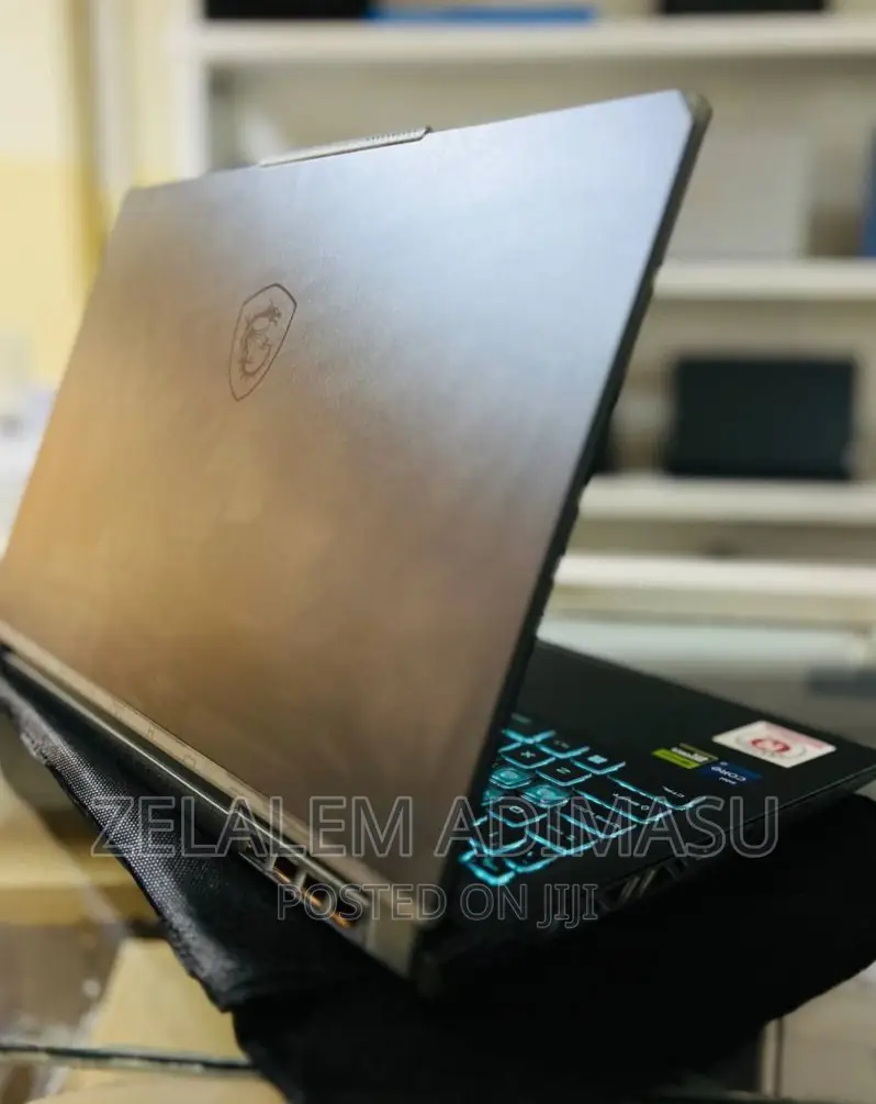 New Laptop MSI GF63 16GB Intel Core I7 SSD 512GB