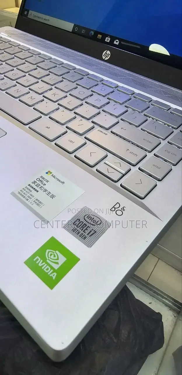 New Laptop HP Pavilion 15 16GB Intel Core I7 SSD 512GB