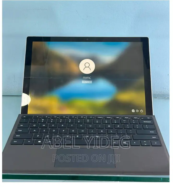 New Laptop Microsoft Surface Pro 7 16GB Intel Core I5 SSD 256GB