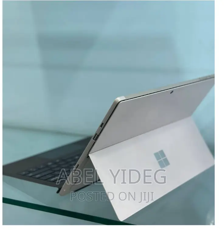 New Laptop Microsoft Surface Pro 7 16GB Intel Core I5 SSD 256GB