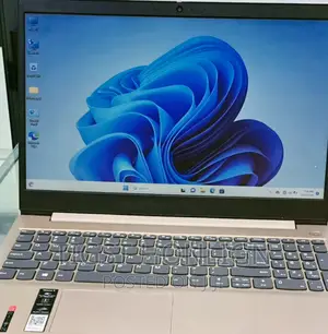 New Laptop Lenovo ThinkPad Yoga 8GB Intel Core I3 SSD 512GB