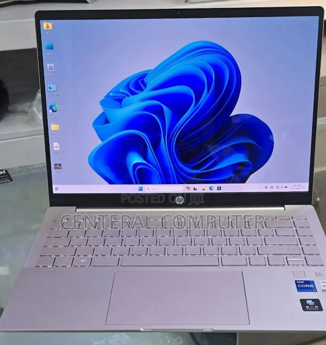 New Laptop HP Pavilion 13 16GB Intel Core I7 SSD 512GB