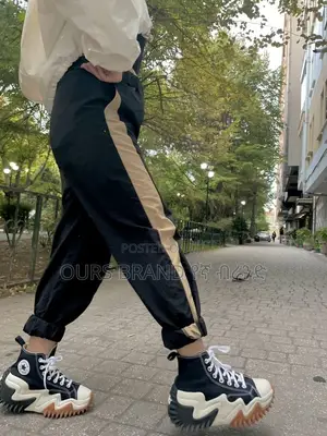 Premium Quality All Star Converse Hik Run Star Motions Shoe