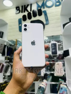 New Apple iPhone 11 128 GB White